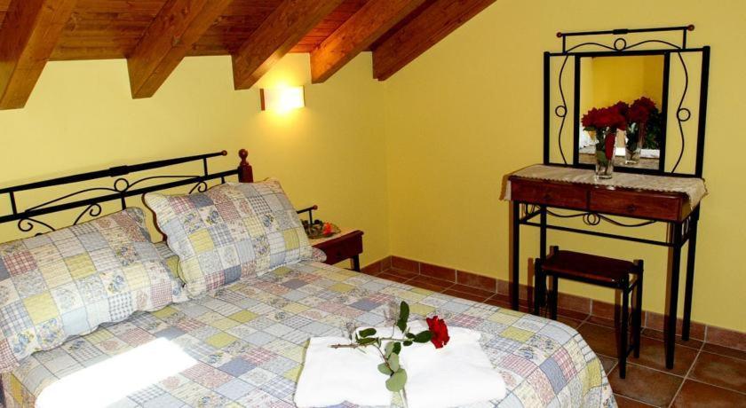 Apartamentos Rurales La Viña Onís Exterior foto