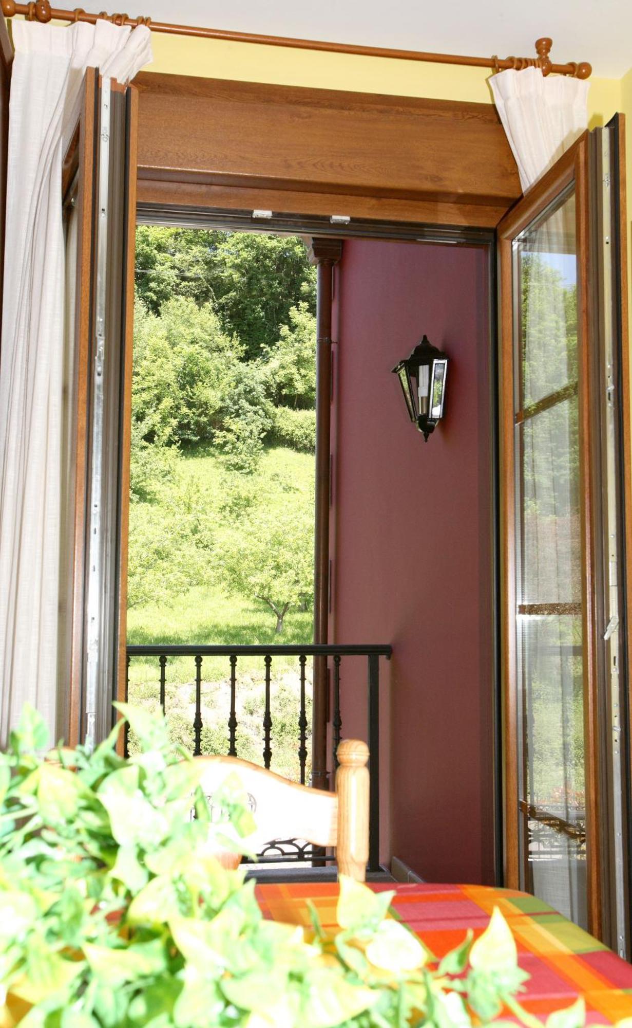 Apartamentos Rurales La Viña Onís Exterior foto